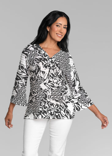 Brookie Black (8177) ~ Banded 3/4 Bell-Sleeve V-Neck Tunic